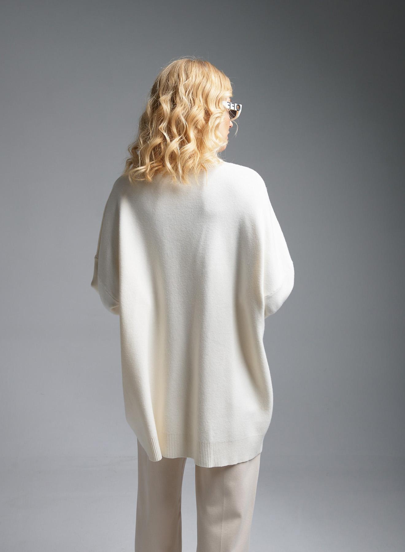 Vanilla turtleneck oversized Sweater Lara - 5