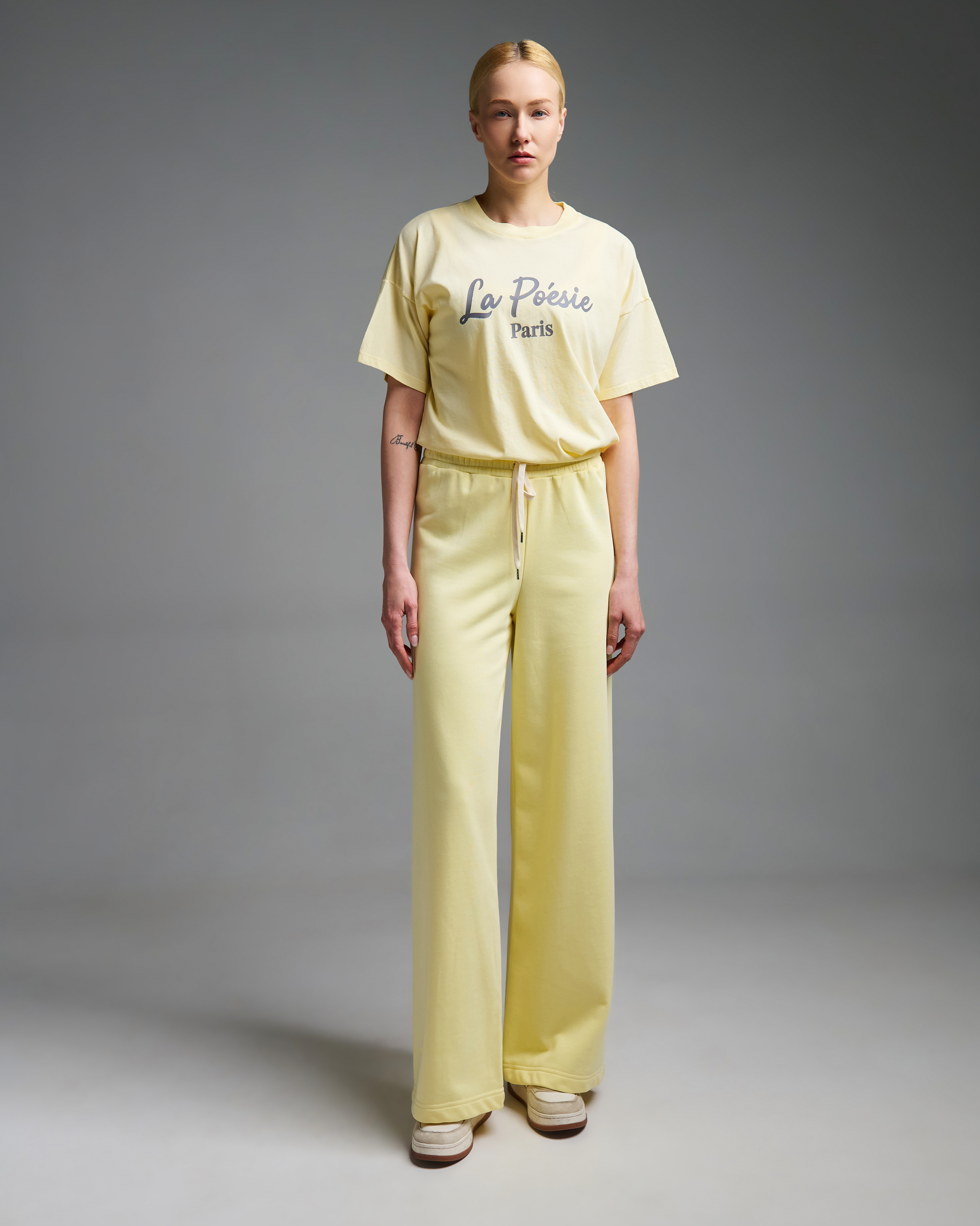 Κίτρινο βαμβακερό T-Shirt με τύπωμα Vicolo - 4