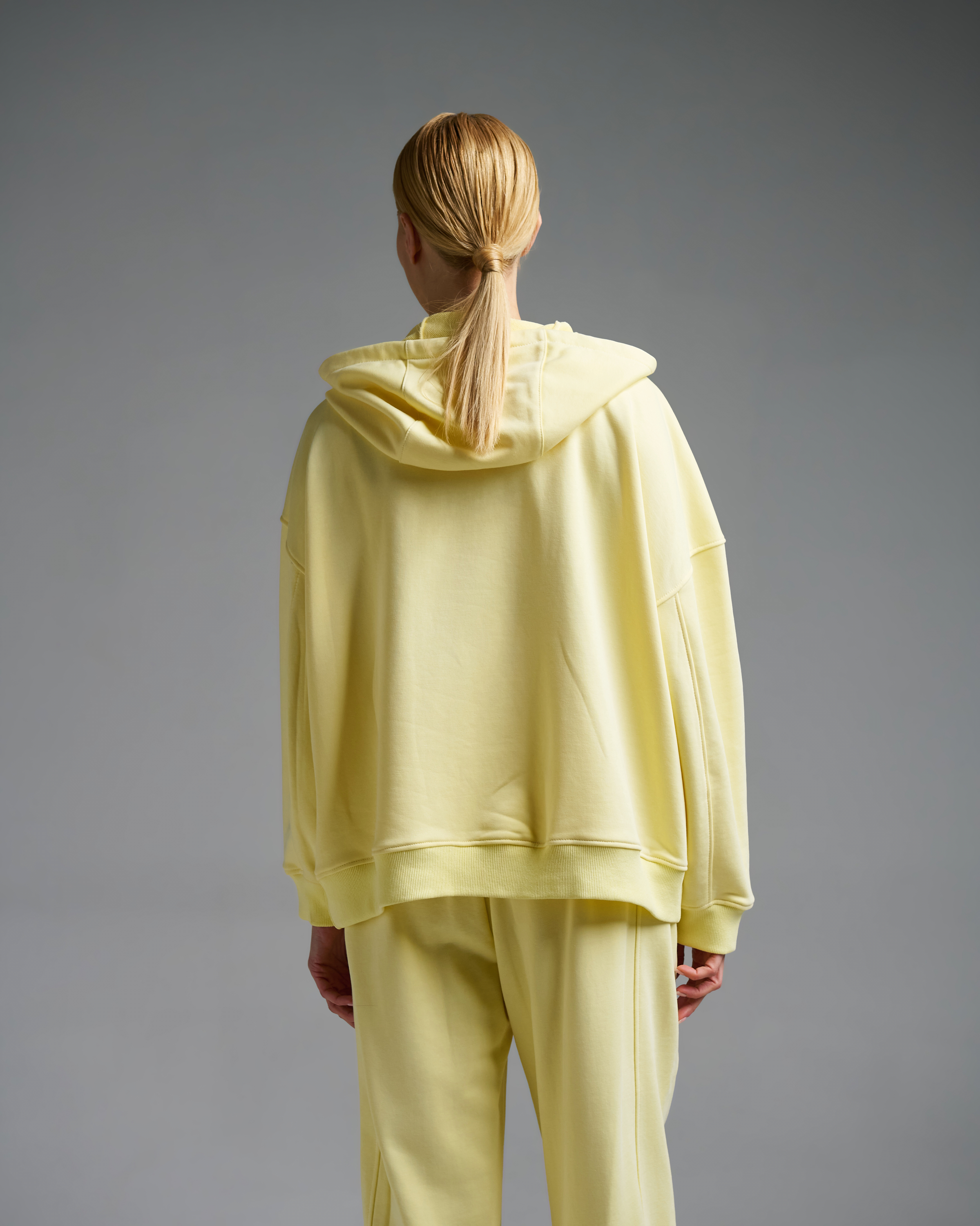 Yellow hooded Cardigan Sweatshirt with zipper Vicolo - 6