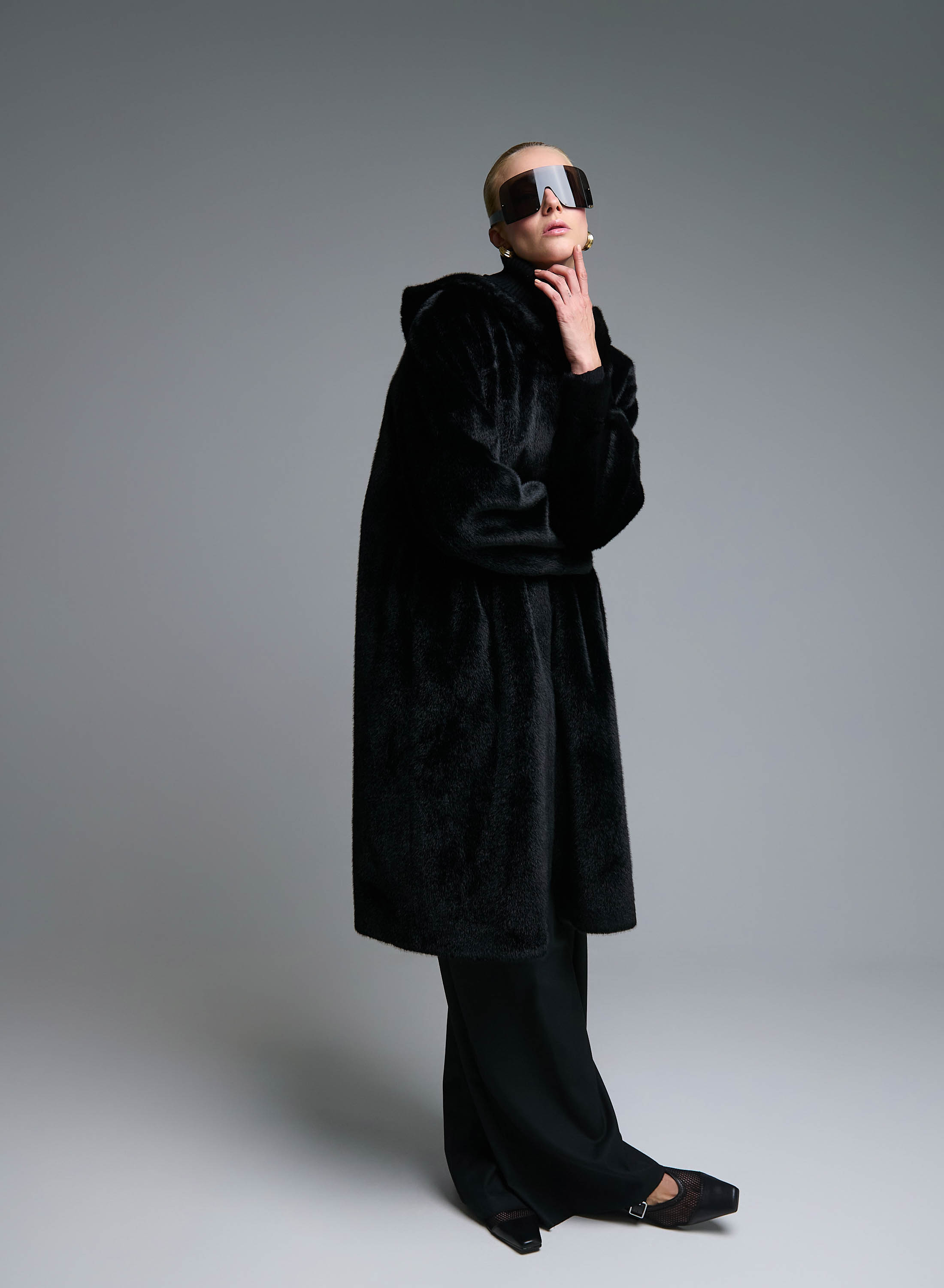 Black reversible Coat, Mouton-eco Fur, with hood Emme Marella - 3