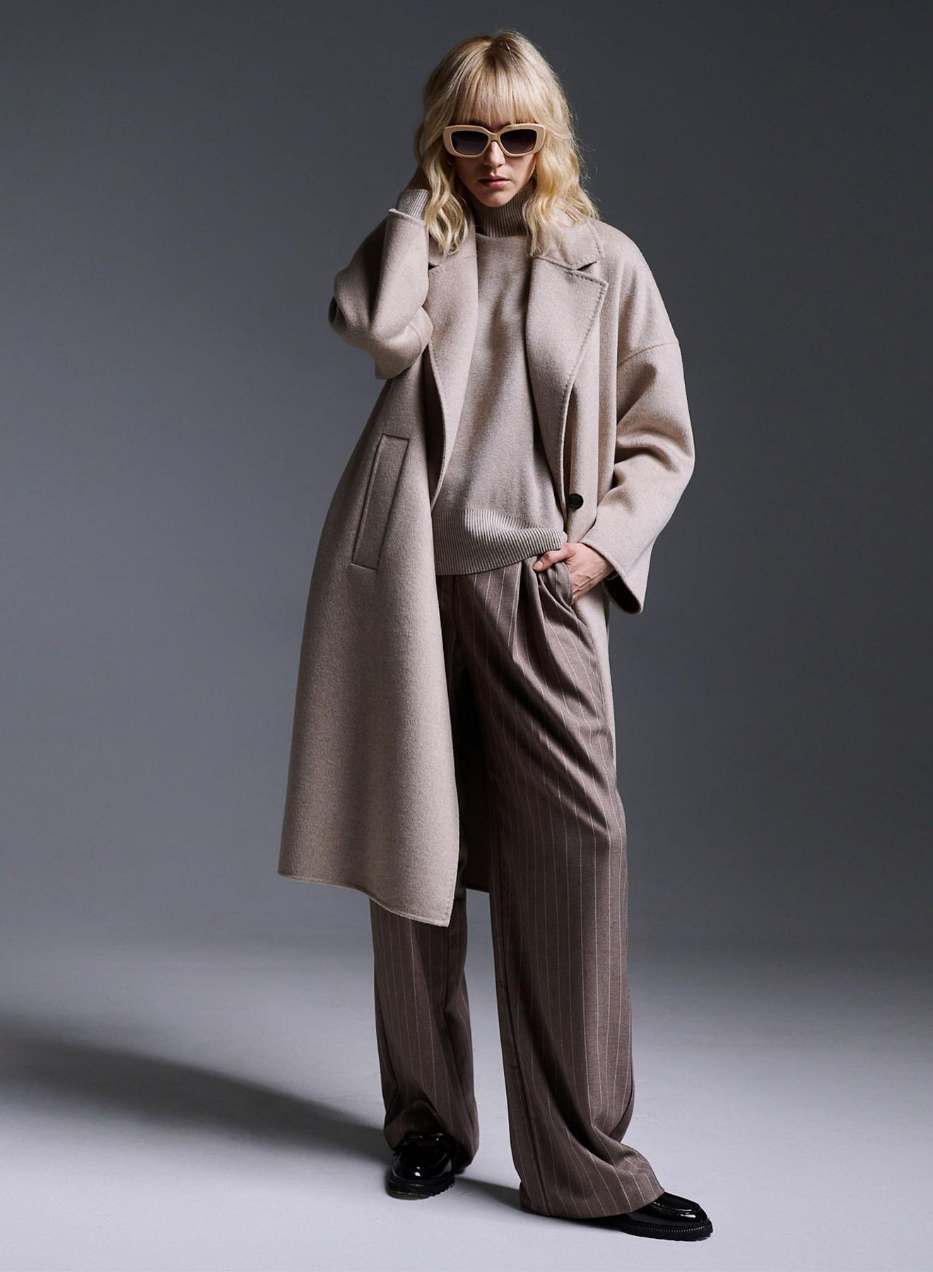 Wide legs pants with pleats and stripes - 4