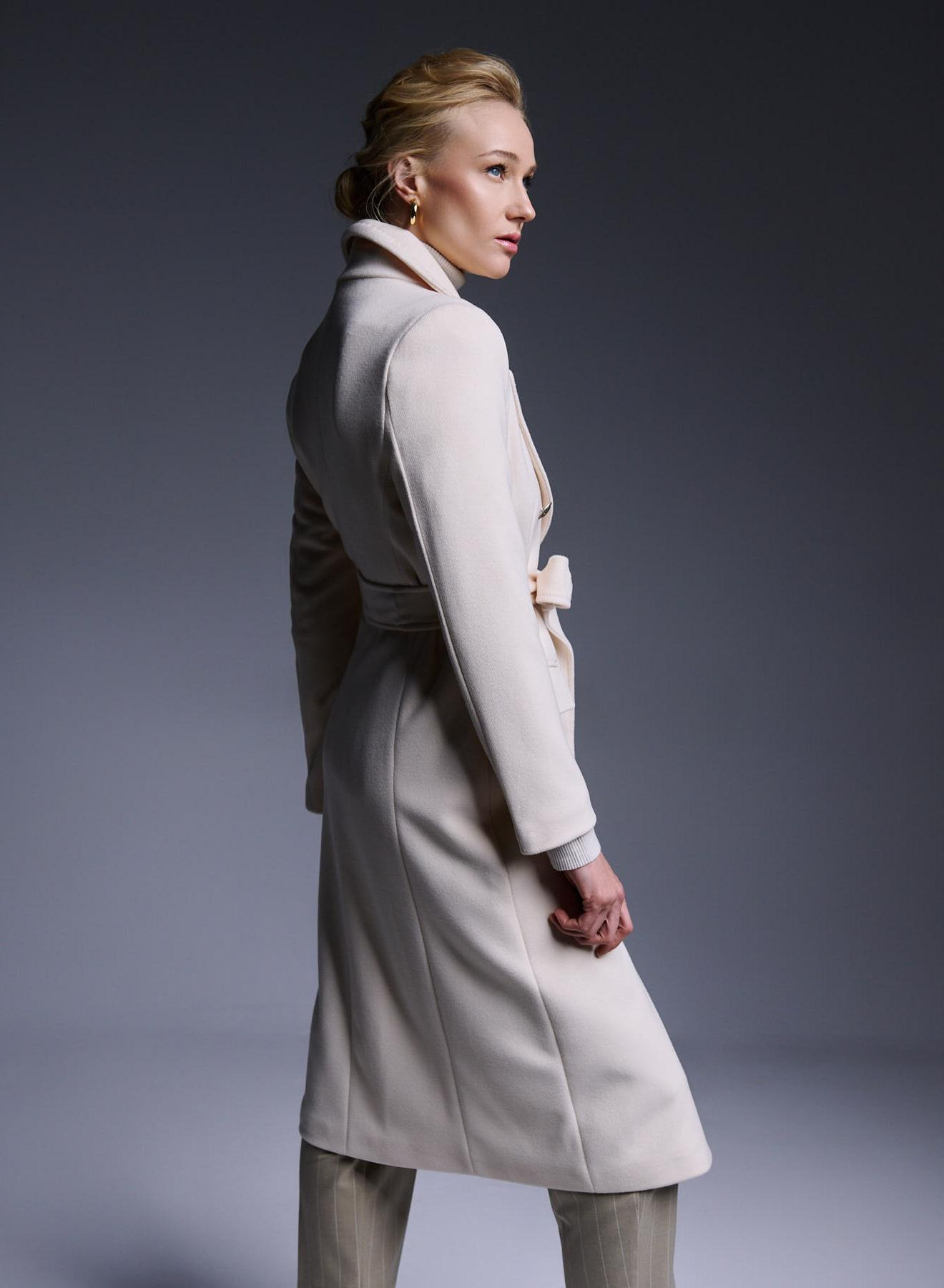 Bouble breasted coat with belt - 3