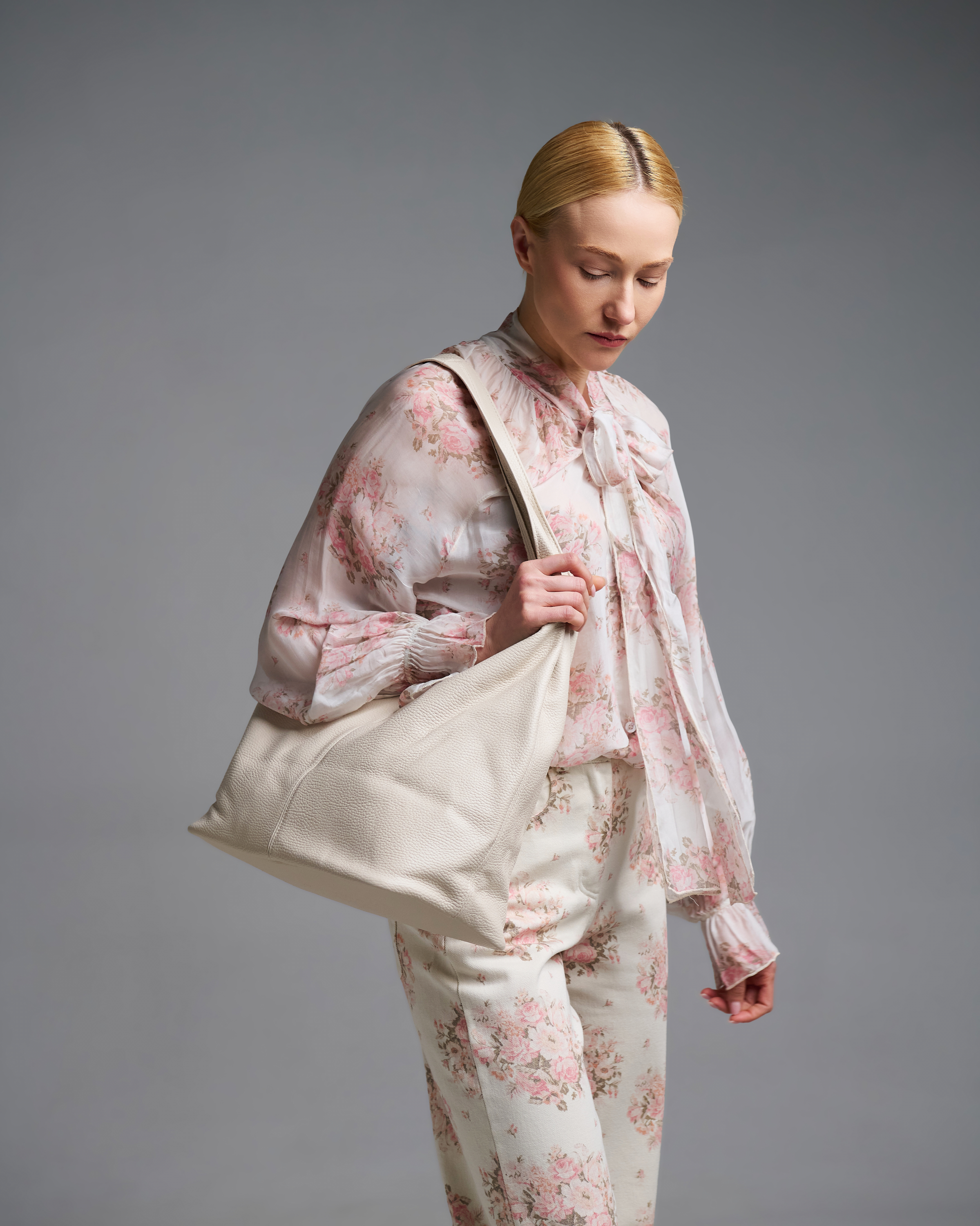 Ecru leather shoulder Bag Lea Lab - 1