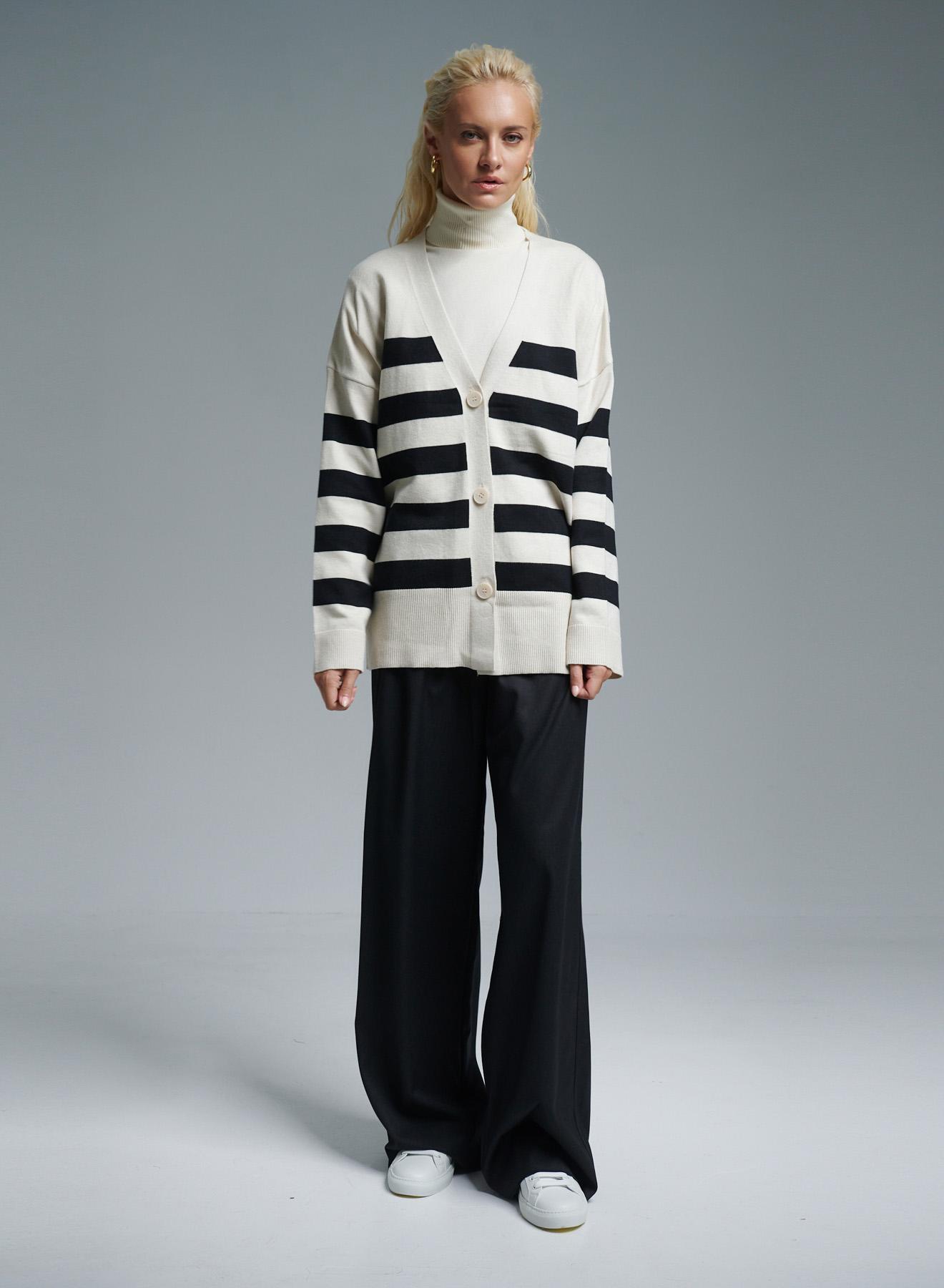 Ecru-Black Cardigan with stripes Finery - 3