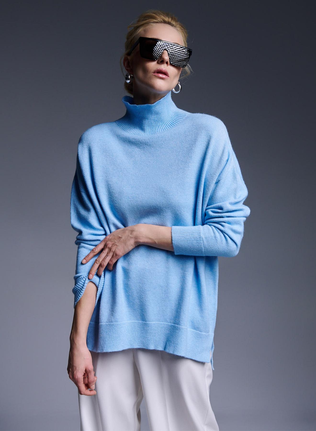 Half-turtleneck long knit blouse - 4