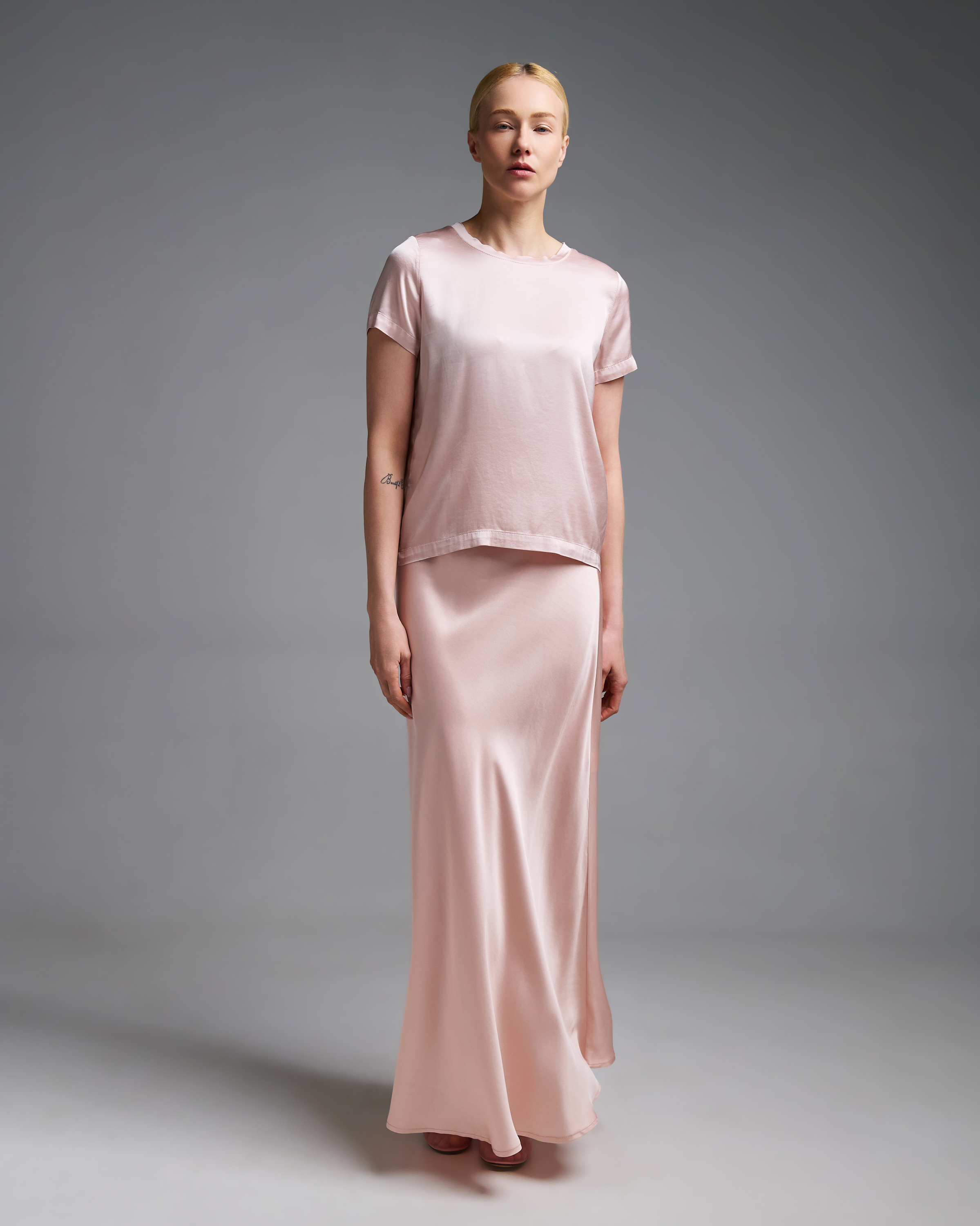 Ροζ nude silky touch Φούστα με λάστιχο πίσω στη μέση Vicolo - 1