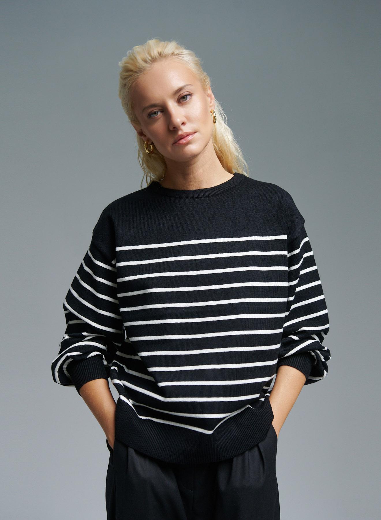 Black-White Sweater with stripes Finery - 5