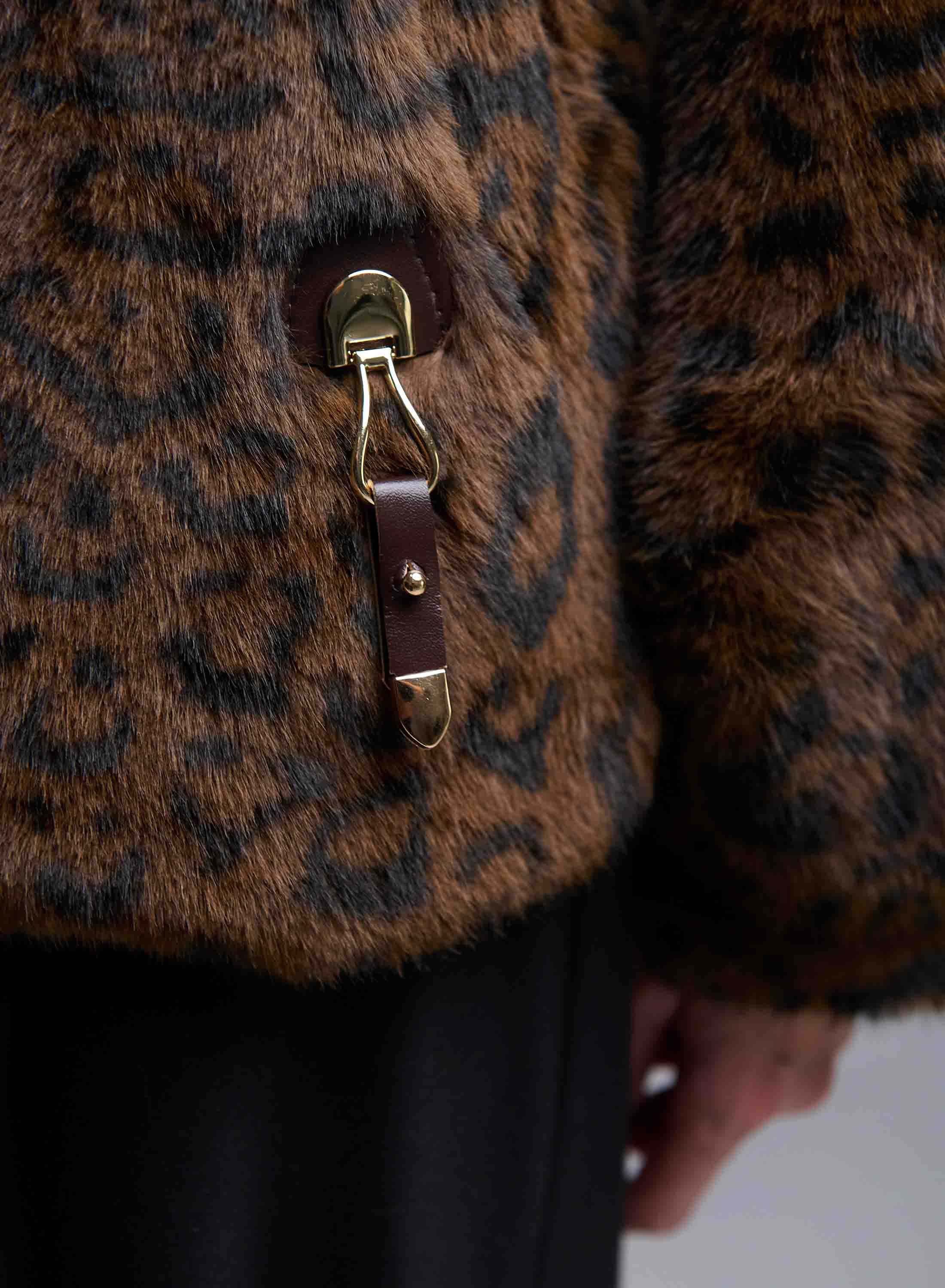 Animal Print hooded eco fur Jacket Bright - 3
