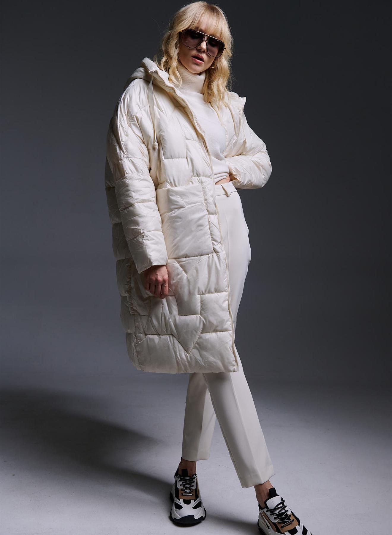 Oversized puffer jacket with hood - 2
