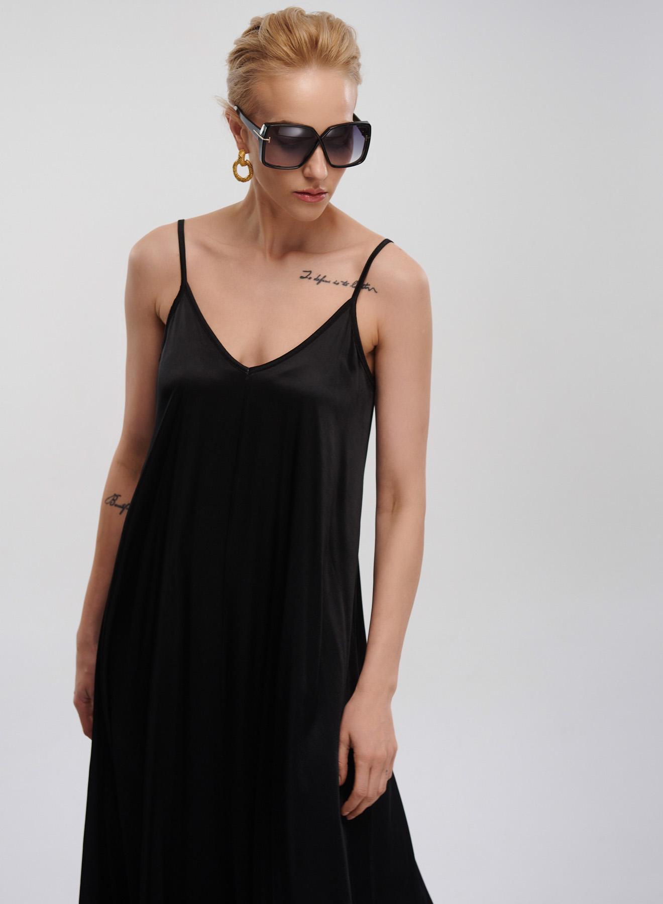 Black silky touch long Dress with straps La Liberta - 3