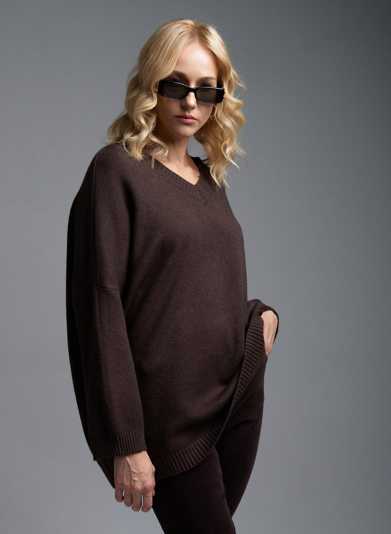 Brown lose fit Sweater with V neckline Luxe  - 3