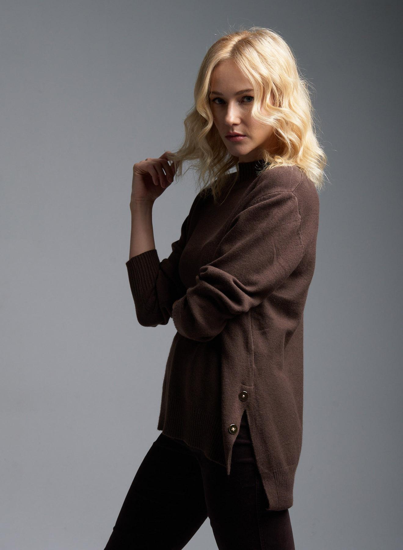 Brown asymetrical Sweater with side slits Bluoltre - 1