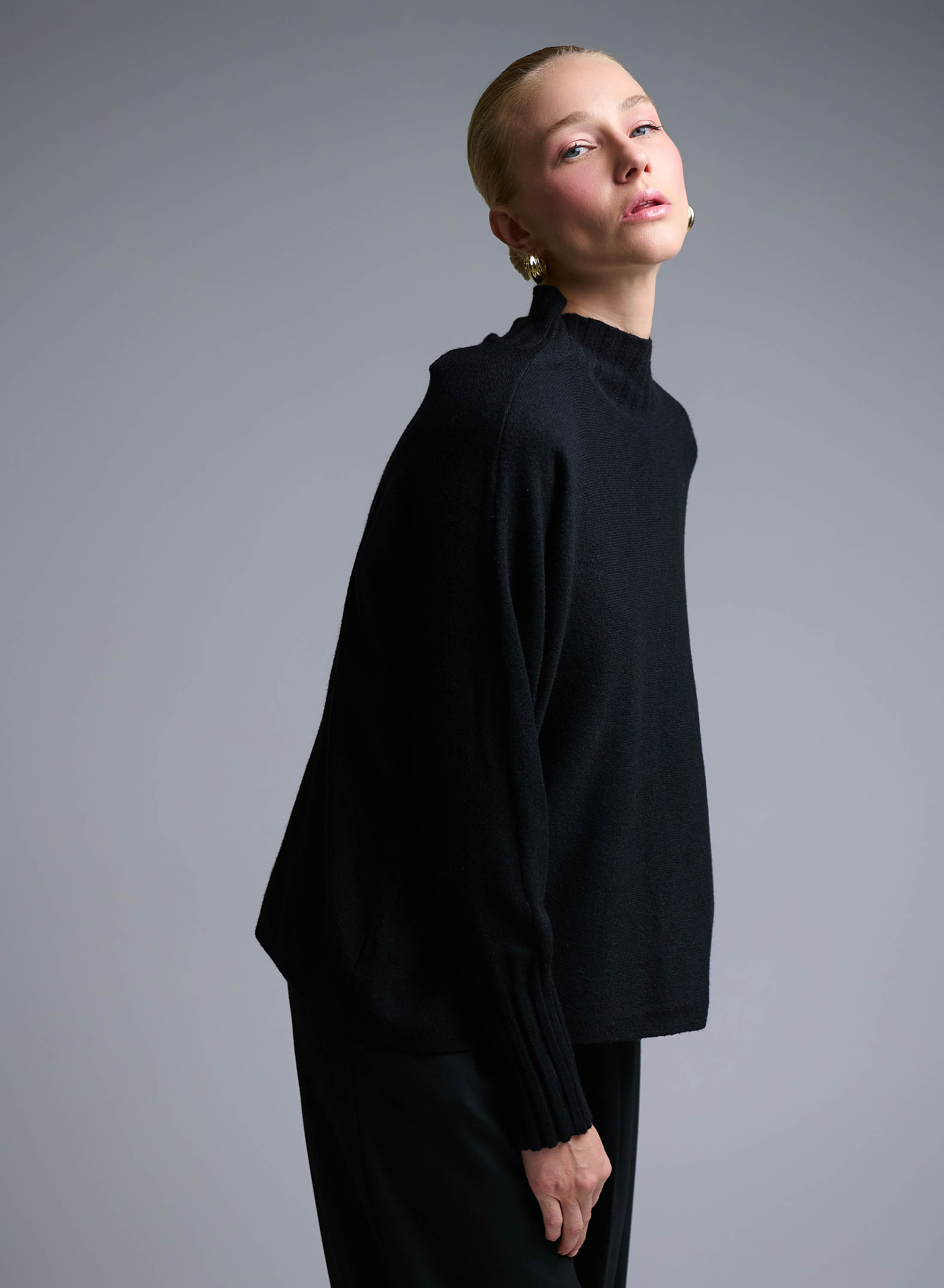 Μαύρο Πουλόβερ ημιζιβάγκο σε χαλαρή γραμμή Valentina Milano - 4