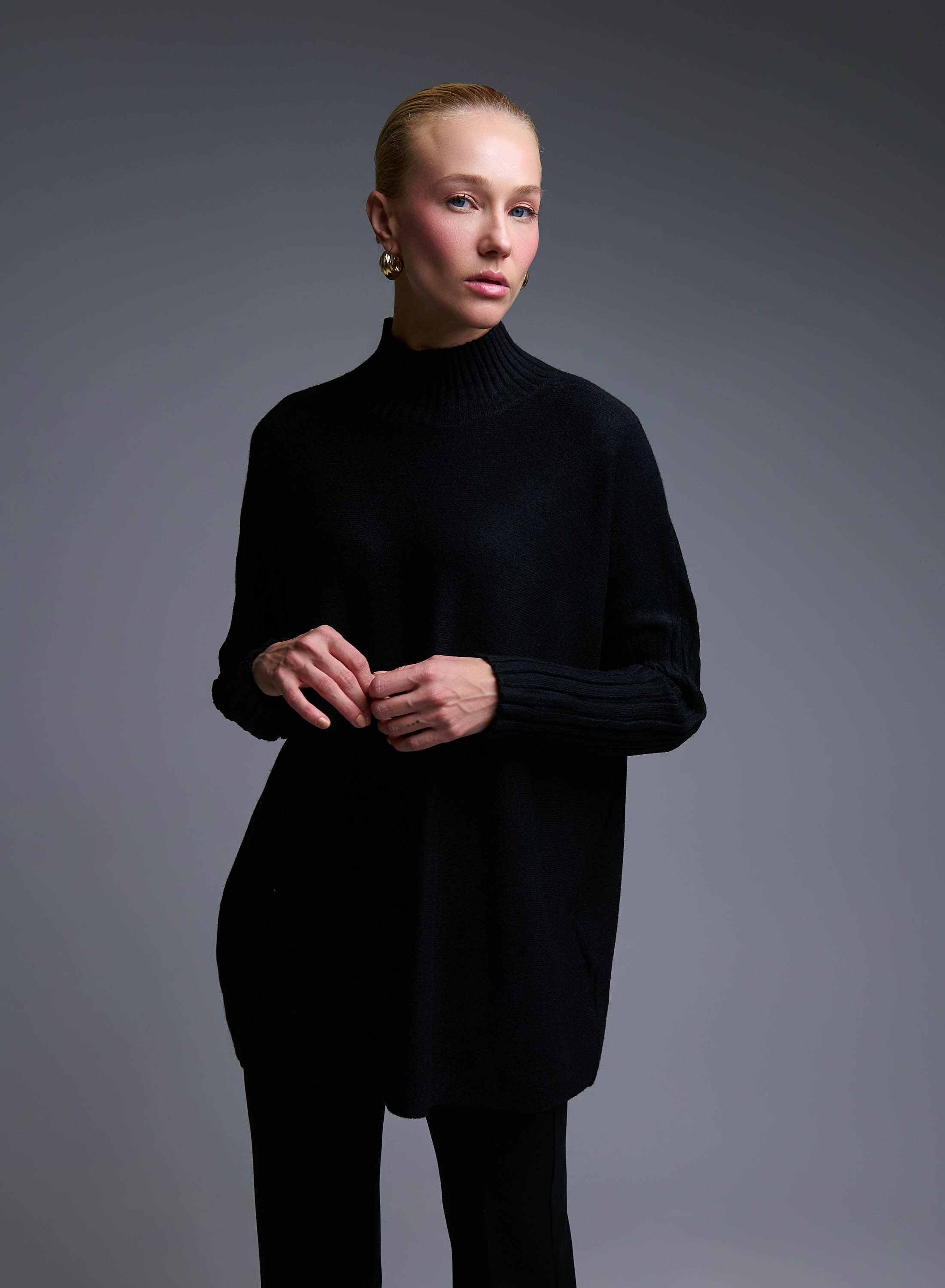 Copy of Black high neck loose fit Sweater La Liberta - 0