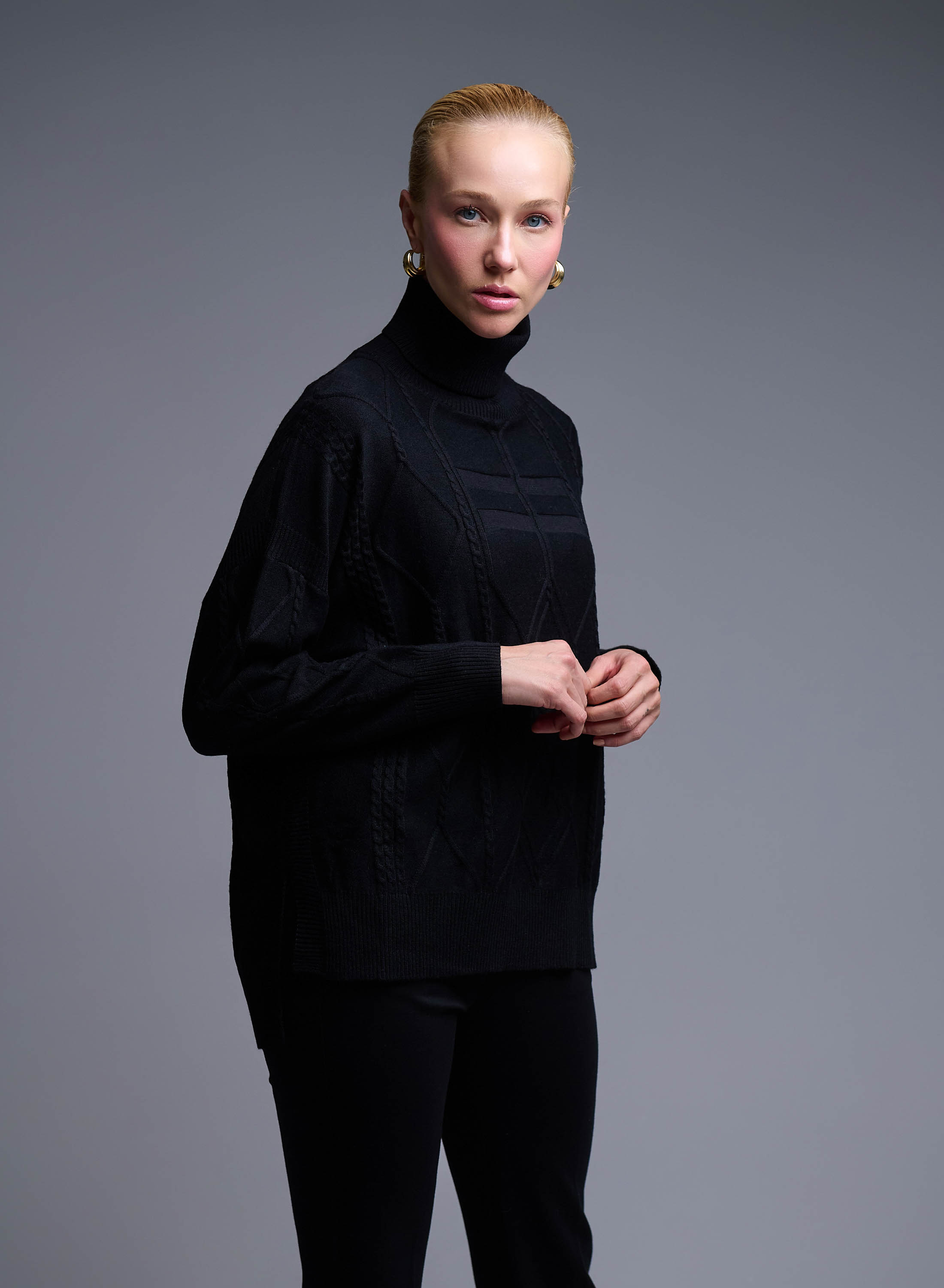 Black turtleneck Sweater with textured details See - 3