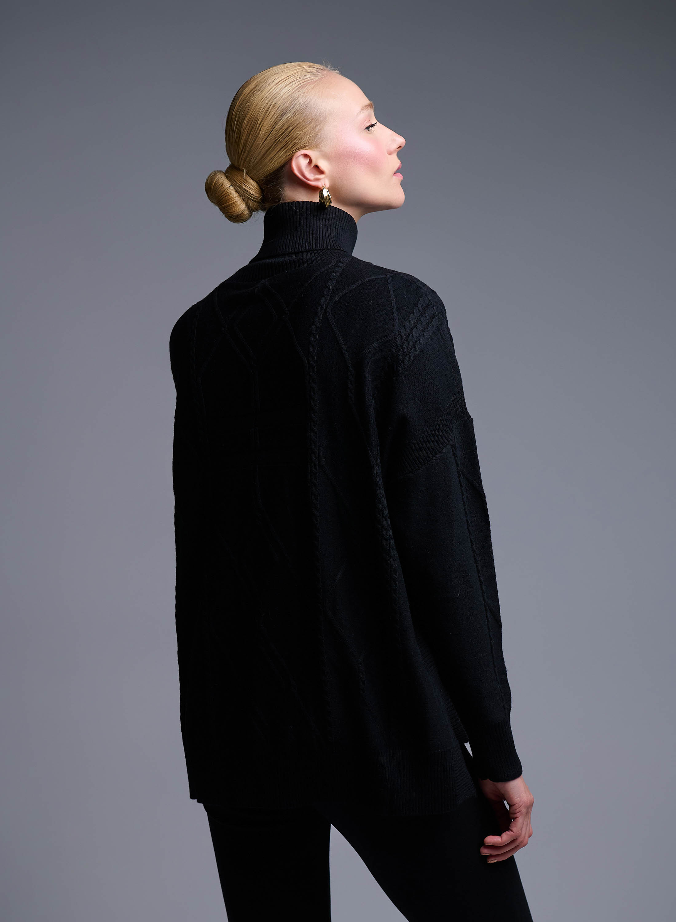 Black turtleneck Sweater with textured details See - 5