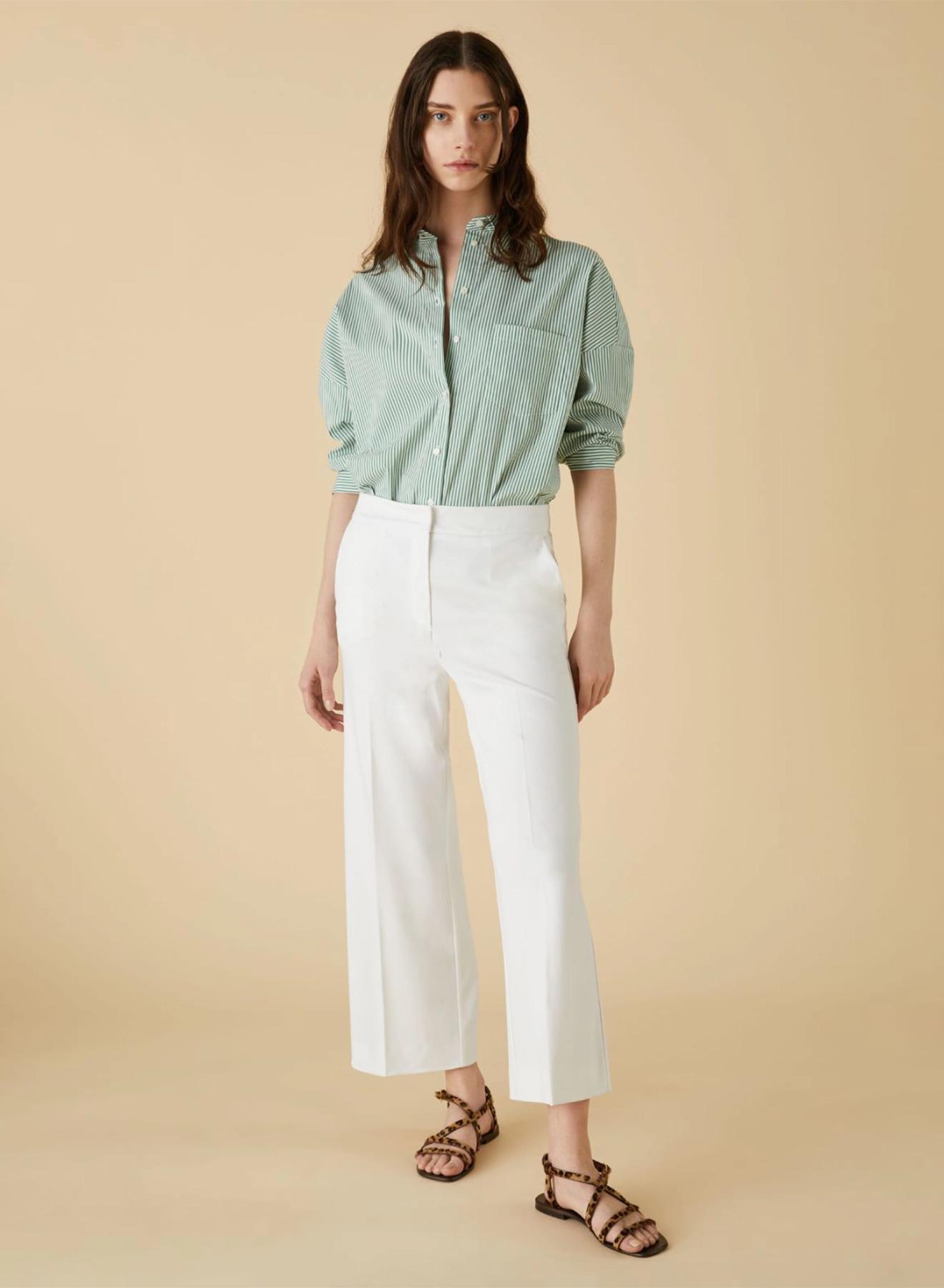 Slightly-flare-fit cropped trousers - 1