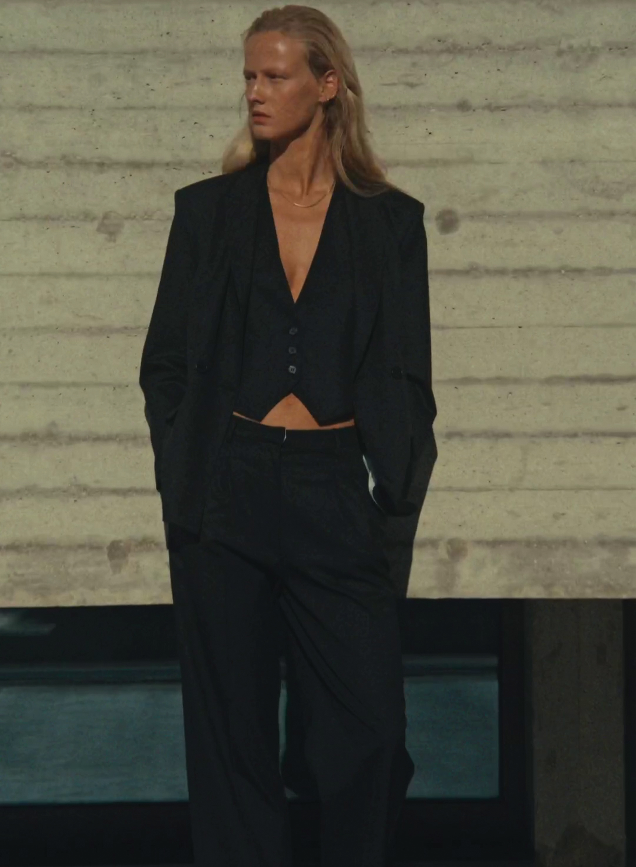 Black straight fit Trousers with pleats Milla - 1