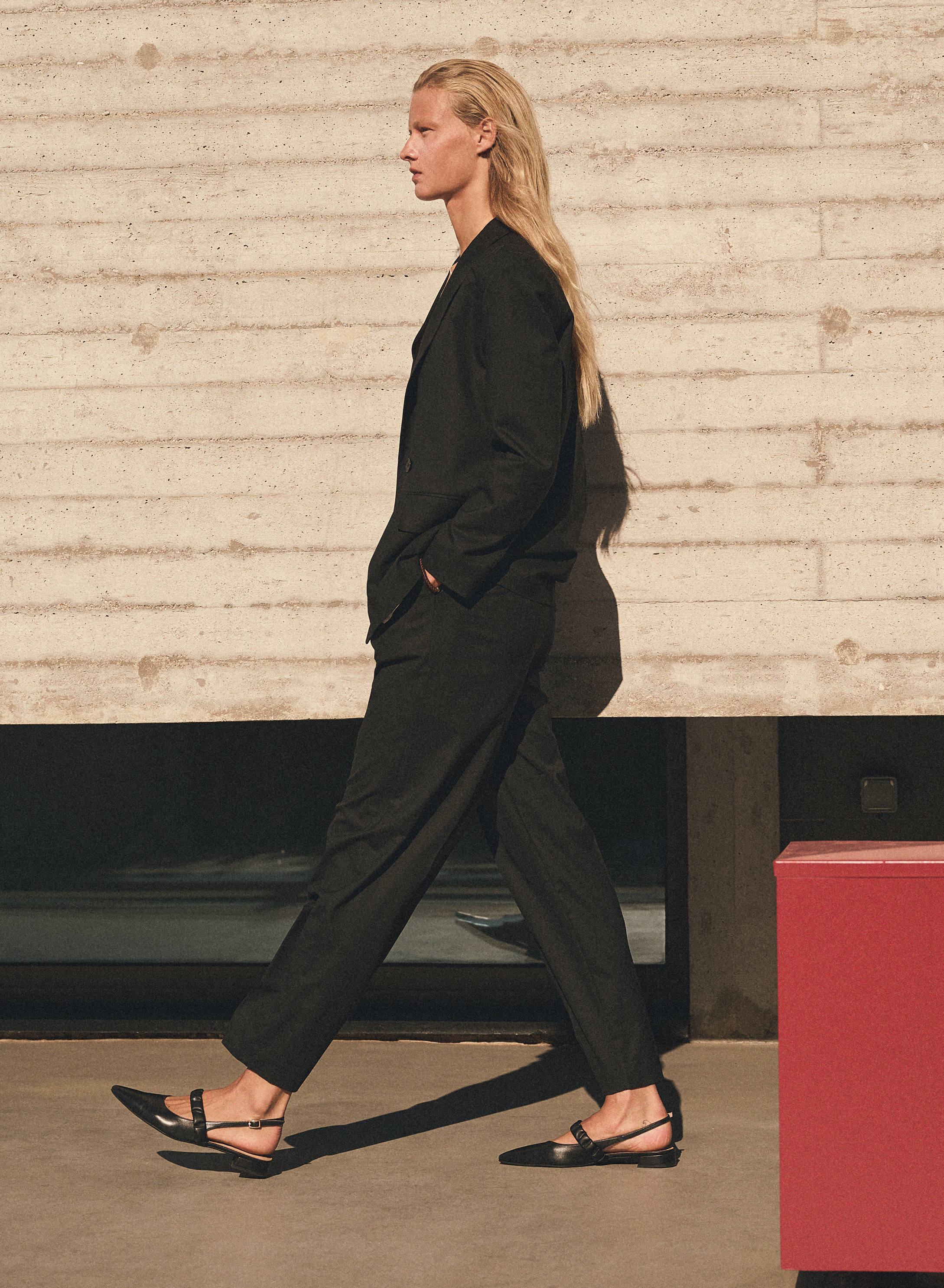 Black straight fit Trousers with pleats Milla - 0
