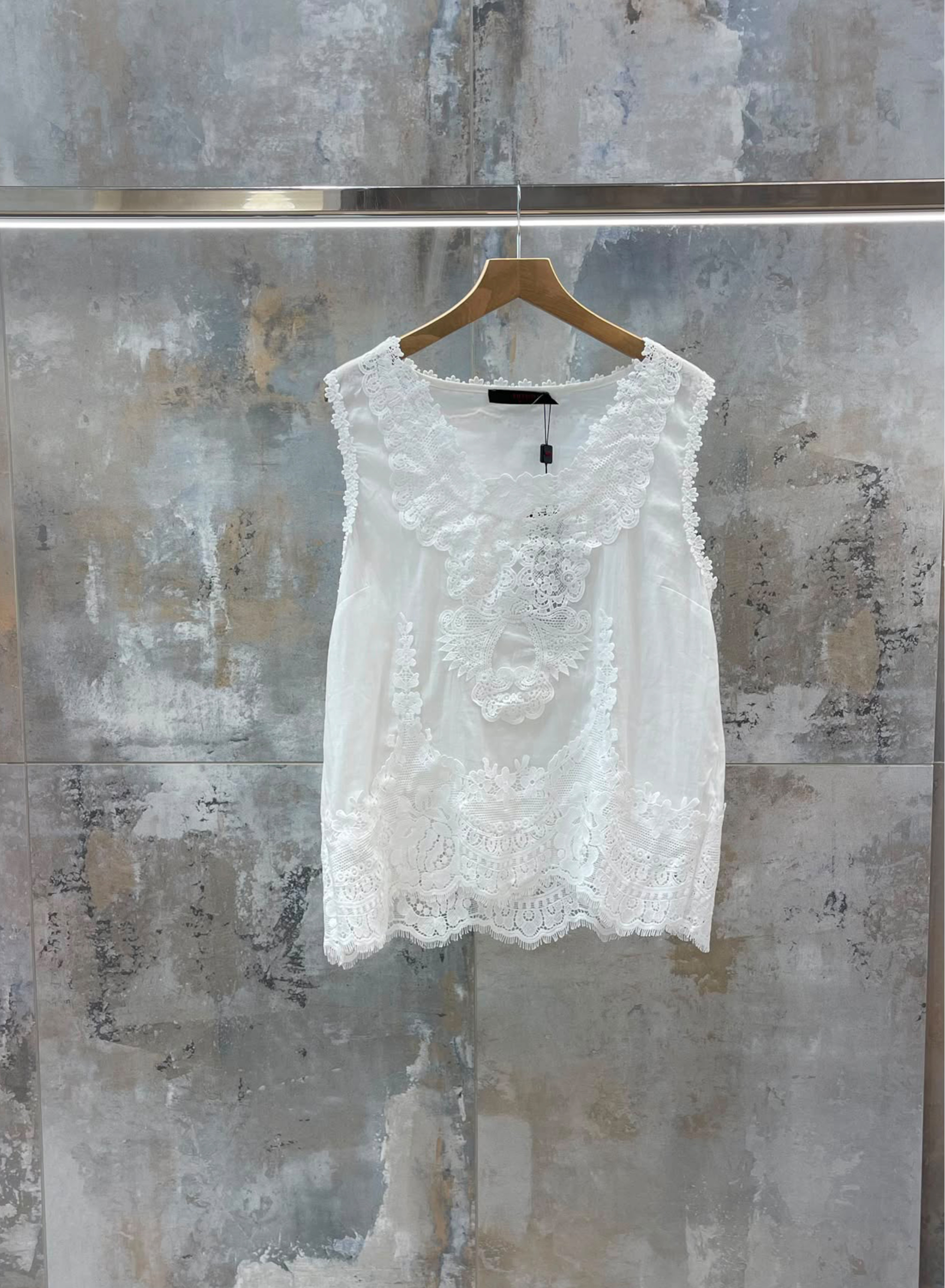 White sleeveless Top with lace Valentina Milano  - 0