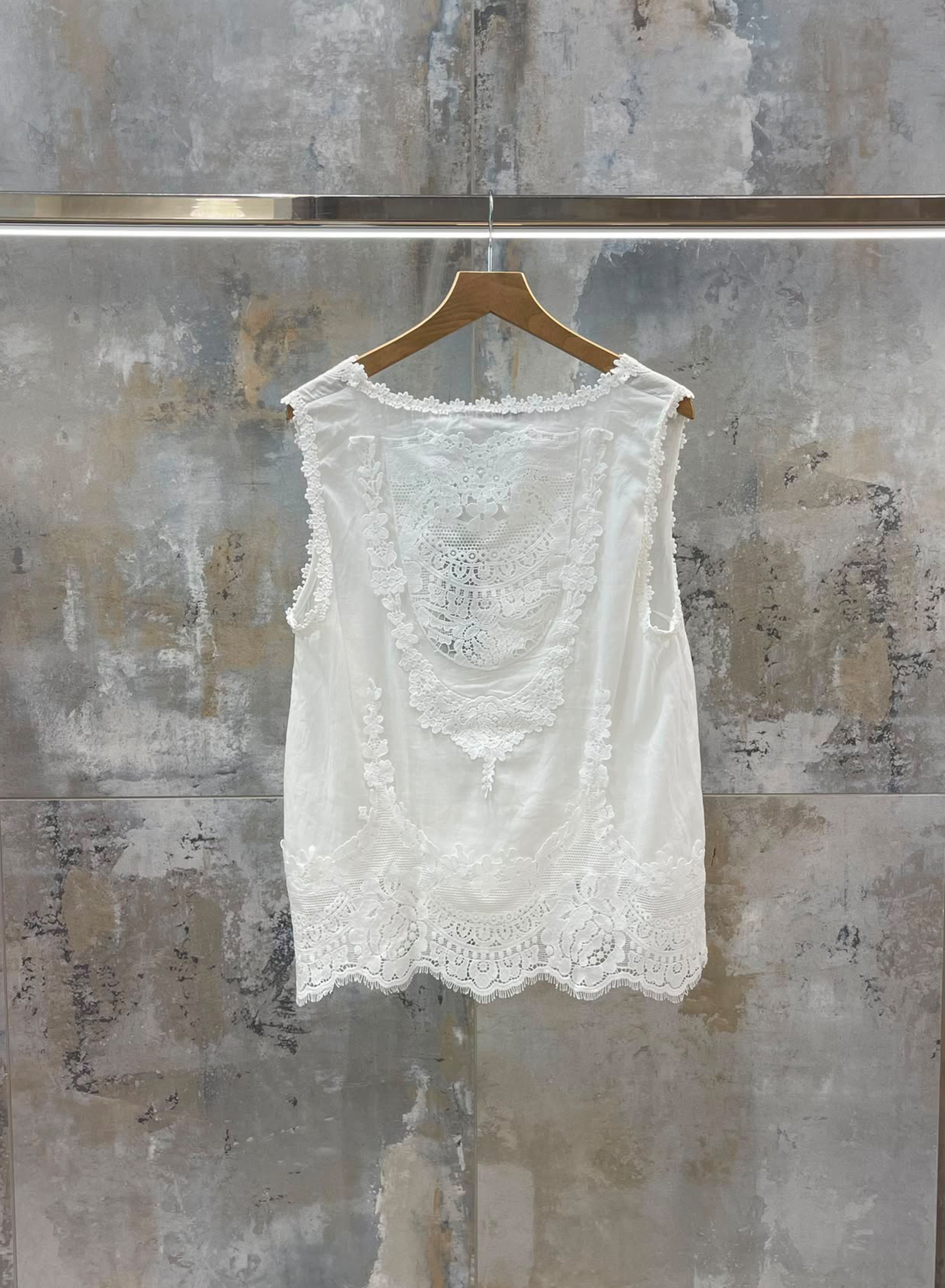 White sleeveless Top with lace Valentina Milano  - 2