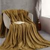 Κουβέρτα Υπέρδιπλη Jacquard Flannel 220x240cm Rythmos Harmonie Χρυσό Πολυεστέρας